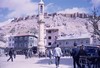 Bayburt town square and castle walls. Photo: JD.